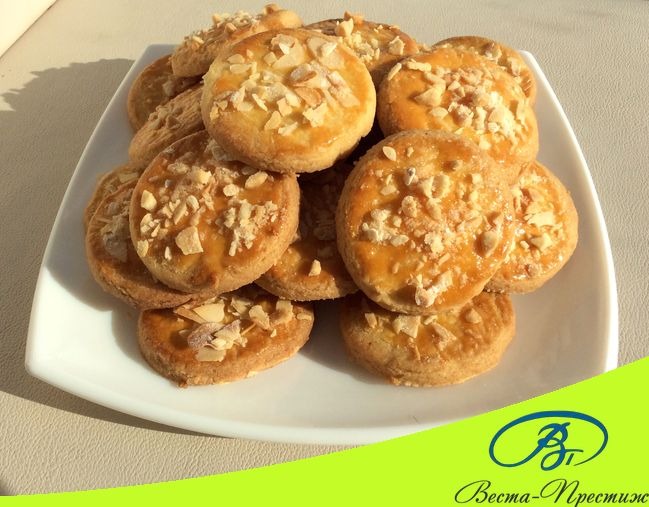 Печенье с орешками - рецепт для кухонной машины